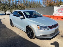 2011 VOLKSWAGEN JETTA