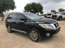 2014 NISSAN Pathfinder