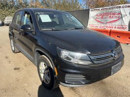 2014 VOLKSWAGEN Tiguan