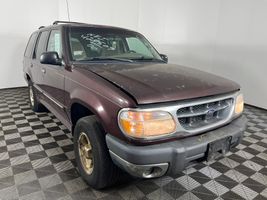 2000 Ford Explorer