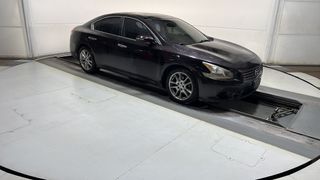 2010 NISSAN MAXIMA