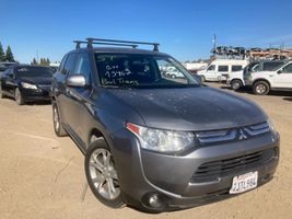 2014 Mitsubishi Outlander