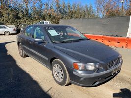 2004 Volvo S60