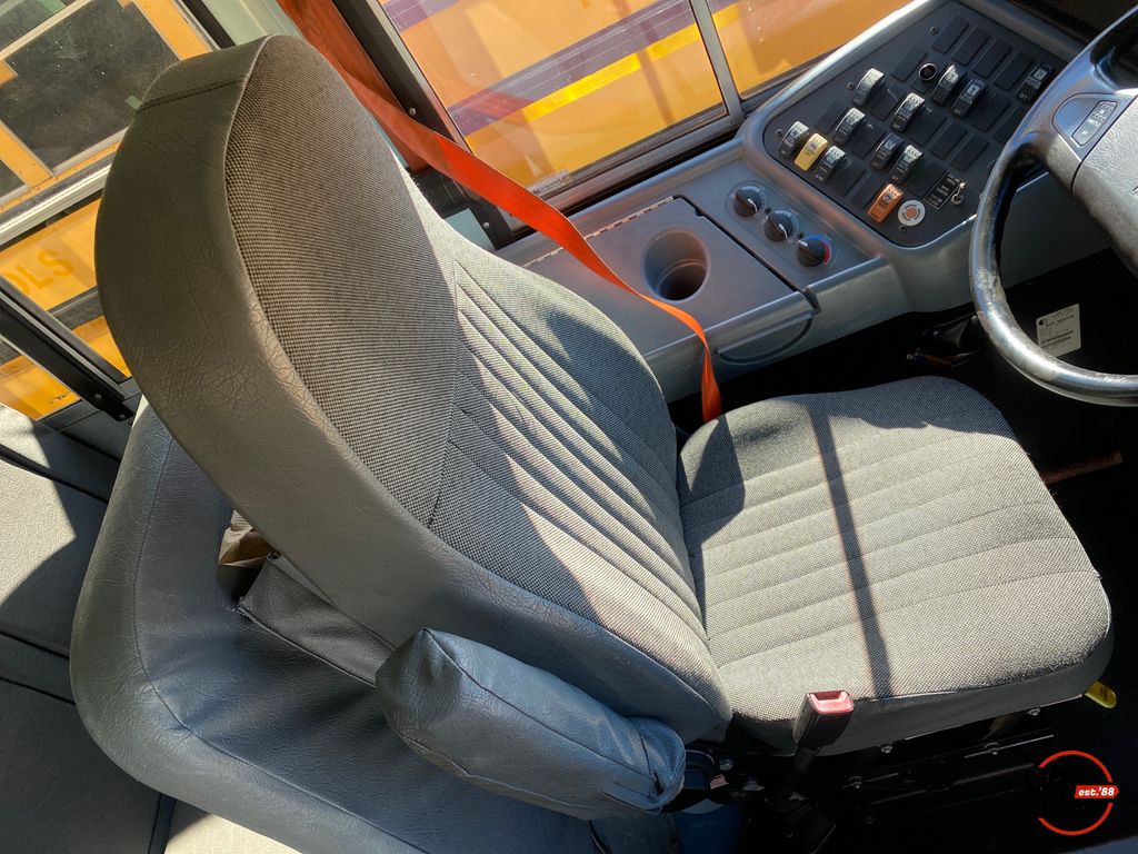 2012 IC BUS CE Series 7