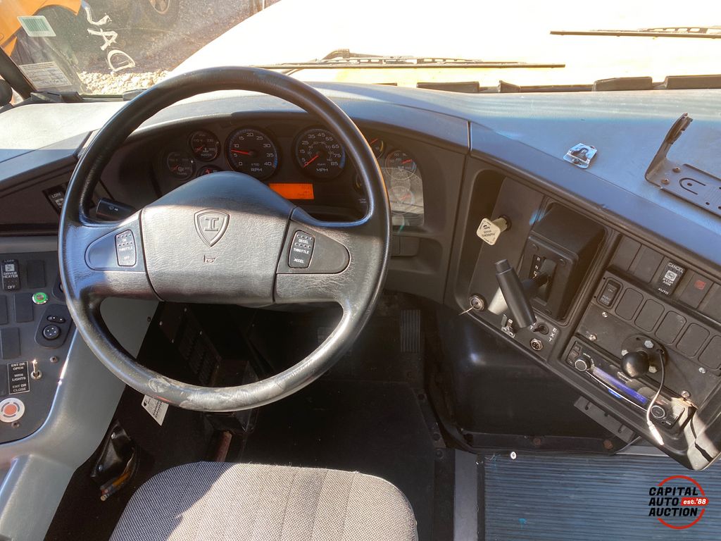 2012 IC BUS CE Series 10