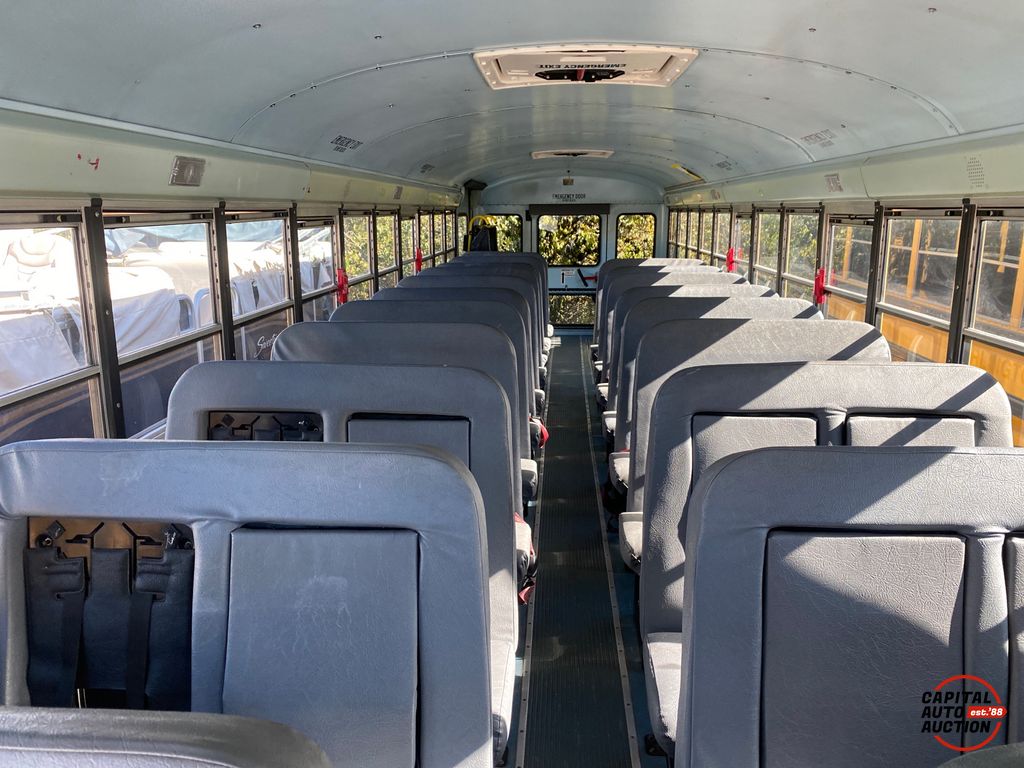 2012 IC BUS CE Series 8