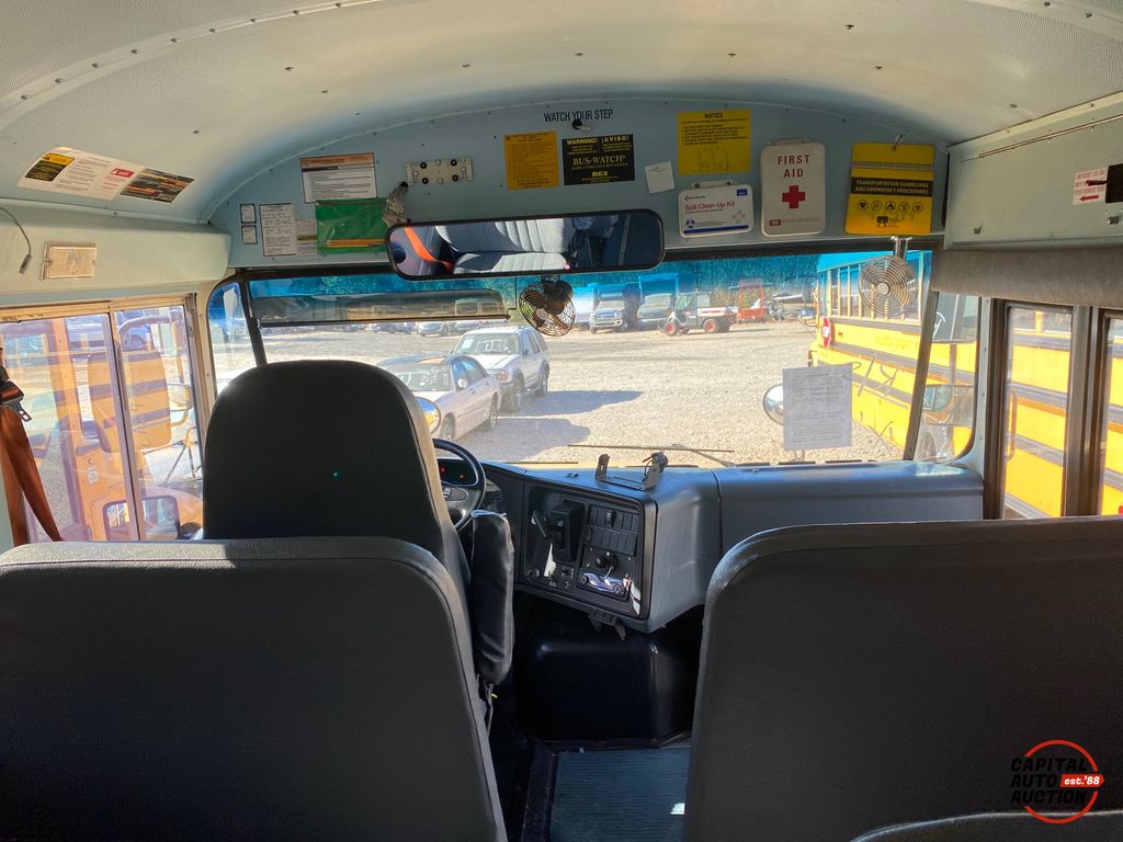 2012 IC BUS CE Series 25