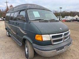 1999 Dodge Ram Van