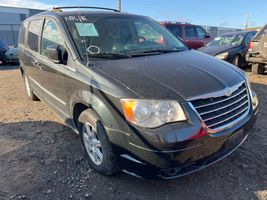 2010 Chrysler Town and Country