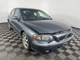 2004 Volvo S60