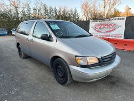 2002 Toyota Sienna