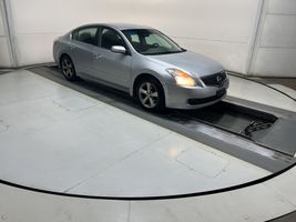 2009 NISSAN Altima