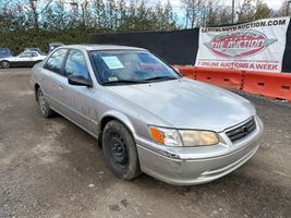 2000 Toyota Camry