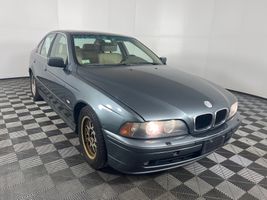 2002 BMW 5 Series