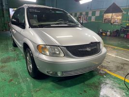 2001 Chrysler Town and Country