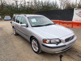 2004 Volvo V70