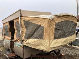 1980 COLEMAN Camper trailer