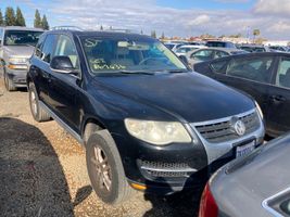 2009 VOLKSWAGEN Touareg 2