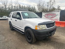 2004 Ford Explorer