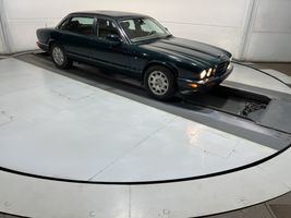 2000 Jaguar XJ-Series