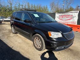 2016 Chrysler Town and Country