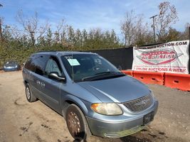 2004 Chrysler Town and Country