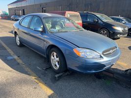 2002 Ford Taurus