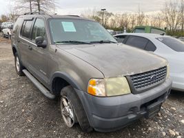 2004 Ford Explorer