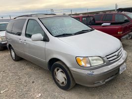 2001 Toyota Sienna