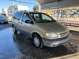 2000 Toyota Sienna