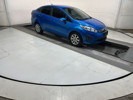 2013 Ford FIESTA