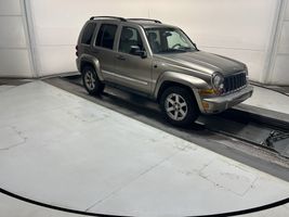 2005 JEEP Liberty