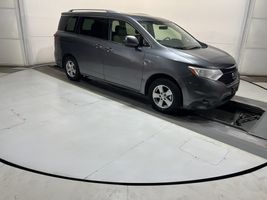 2016 NISSAN Quest