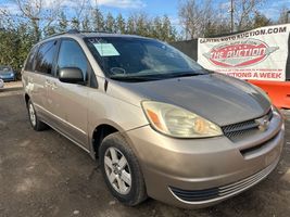 2004 Toyota Sienna