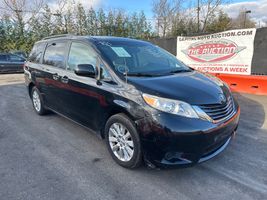 2011 Toyota Sienna