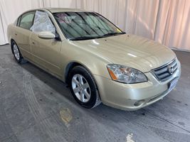 2002 NISSAN Altima