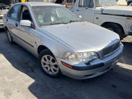 2002 Volvo S40