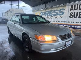 2000 Toyota Camry