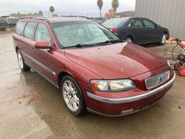 2001 Volvo V70