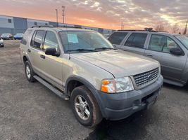 2004 Ford Explorer