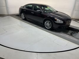 2010 NISSAN MAXIMA