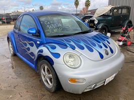 1999 VOLKSWAGEN New Beetle