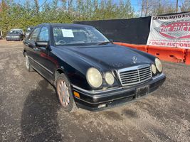 1999 Mercedes-Benz E-Class