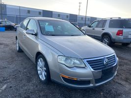 2006 VOLKSWAGEN Passat