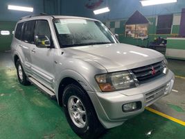 2001 Mitsubishi Montero