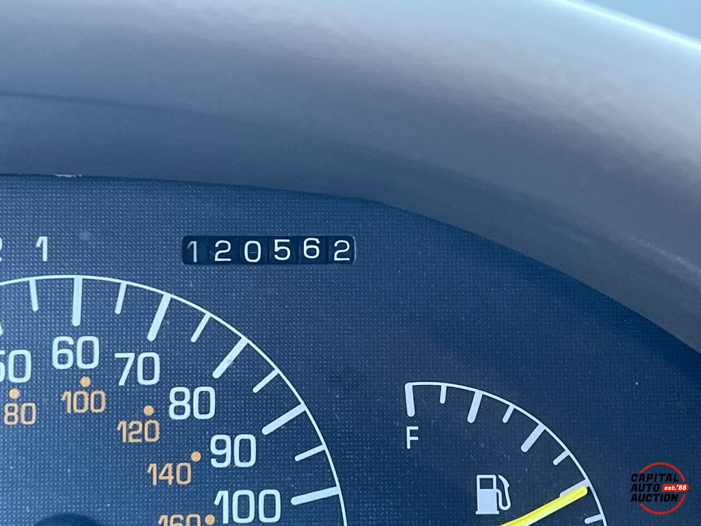1997 Pontiac Sunfire 4