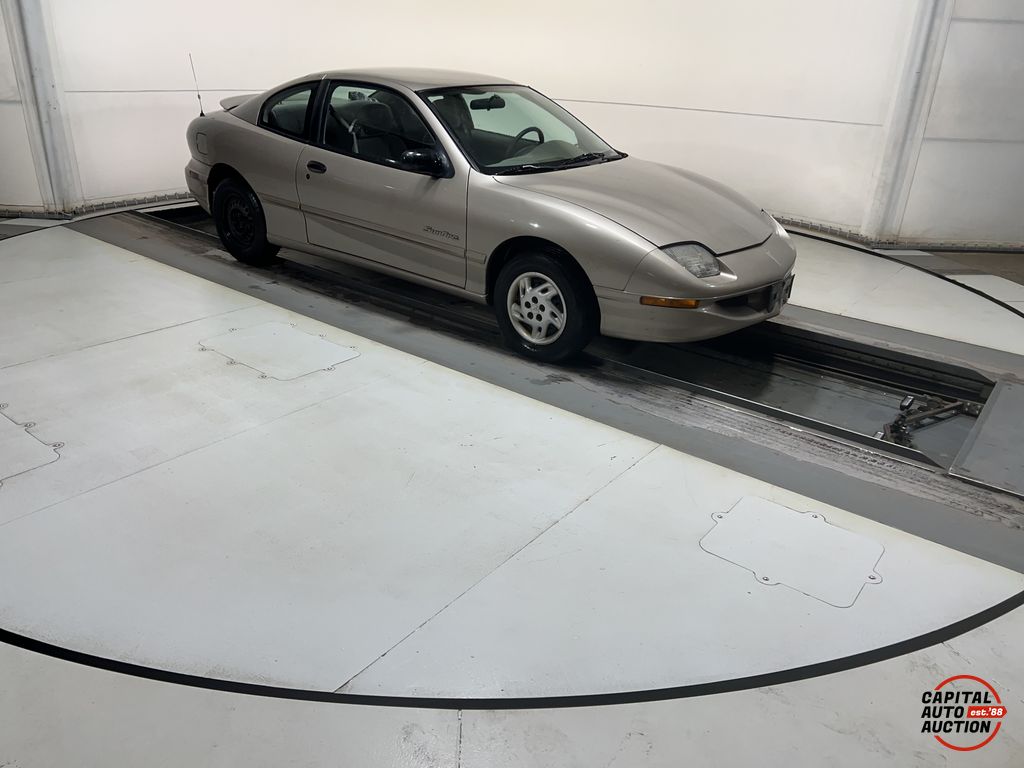 1997 Pontiac Sunfire 1