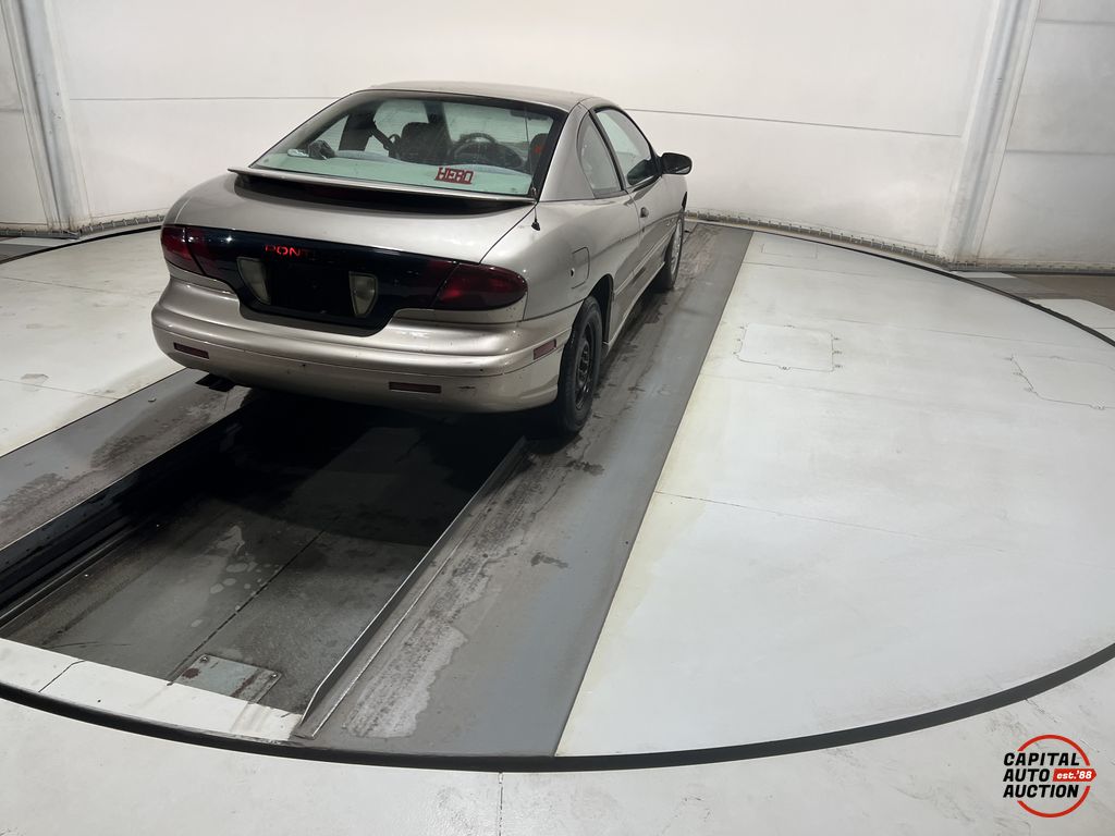 1997 Pontiac Sunfire 3