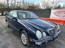 2000 Mercedes-Benz E-Class