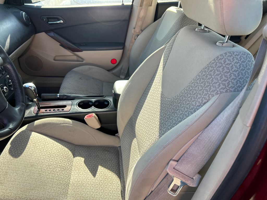 2009 Pontiac G6 7